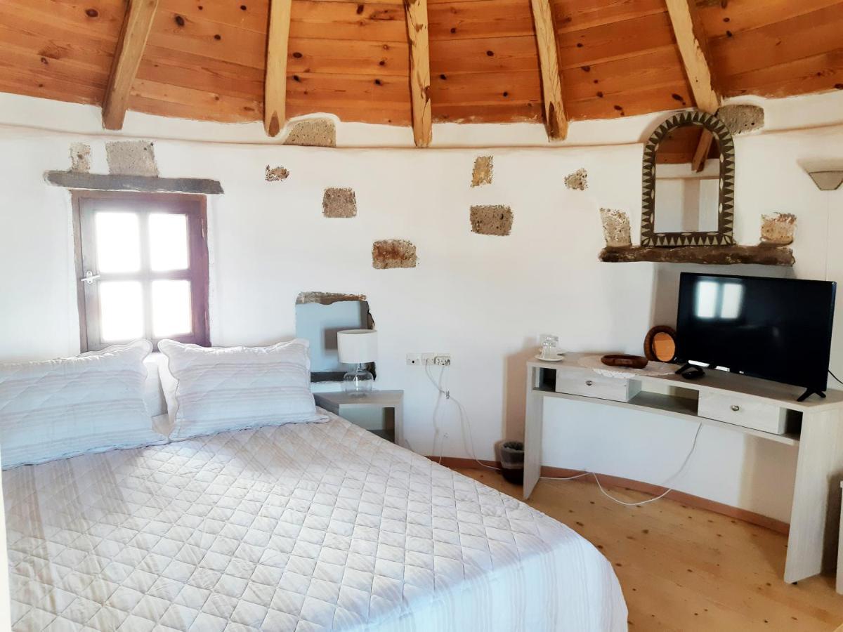 Fotilia Hotel ناوسا المظهر الخارجي الصورة