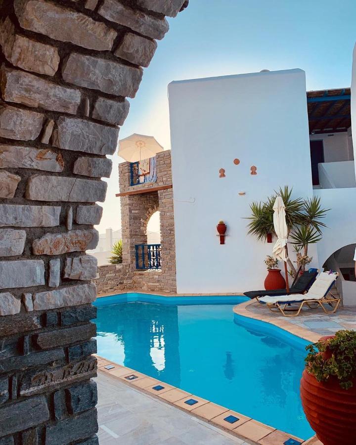 Fotilia Hotel ناوسا المظهر الخارجي الصورة